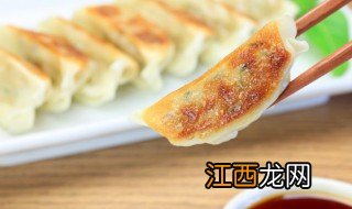 平底锅煎饺几分钟熟，平底锅煎饺子多久熟