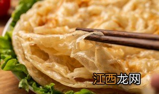 鸡蛋饼平底锅煎几分钟 怎么煎鸡蛋饼 平底锅