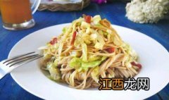 圆白菜炒面家常做法窍门 圆白菜炒面家常做法