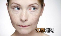 “长期化妆”和“长期素颜”有何区别,哪个对皮肤好？请务必了解