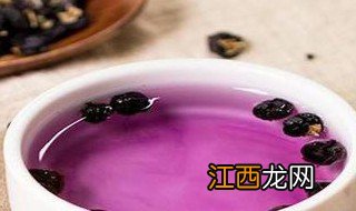 黑枸杞子泡水喝方法 黑枸杞子泡水怎么喝
