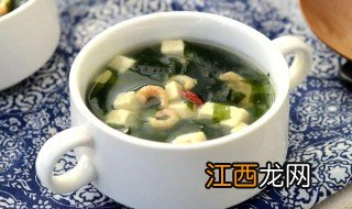 鲜美虾仁裙带豆腐汤的制作方法 鲜美虾仁裙带豆腐汤的制作方法介绍