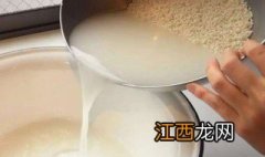 淘米水洗头的作用与功效是什么 淘米水洗头的作用与功效