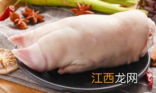 猪脚焖黄豆需要什么配料呢 猪脚焖黄豆需要什么配料