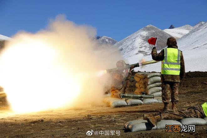 炸裂输出！雪域高原火箭筒射击现场燃爆了