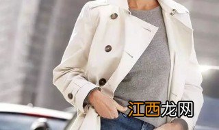 60岁女性风衣搭配图片 60岁女性风衣搭配