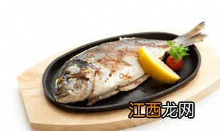 鱼从冰箱里拿出来可以直接蒸吗 把鱼蒸熟再放冰箱可以吗