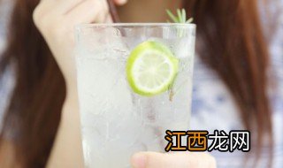 柠檬泡水正确方法 柠檬泡水正确方法视频