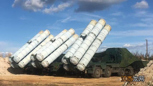 俄国防部:落在波兰的导弹是乌S-300系统组成部分