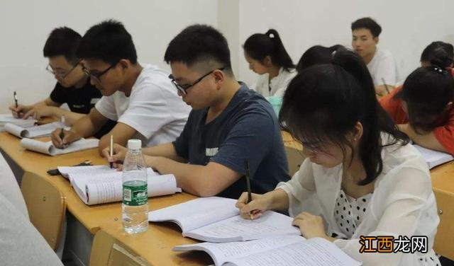 事业编迎来“大地震”,改革后警察还属于公务员吗?答案有些意外