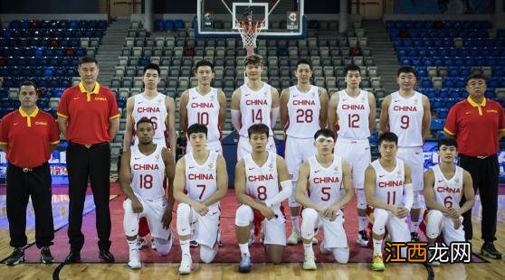 中国男篮启程回国 周琦返回墨尔本继续征战NBL